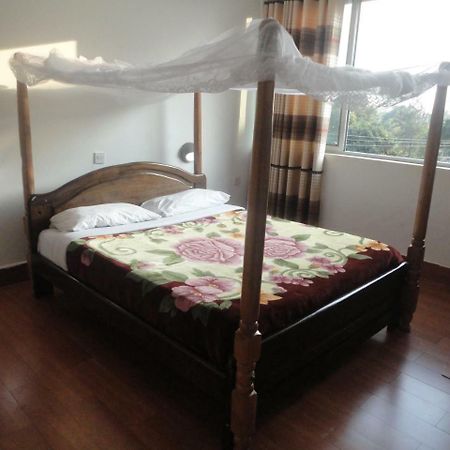 Entebbe Flights Motel Экстерьер фото