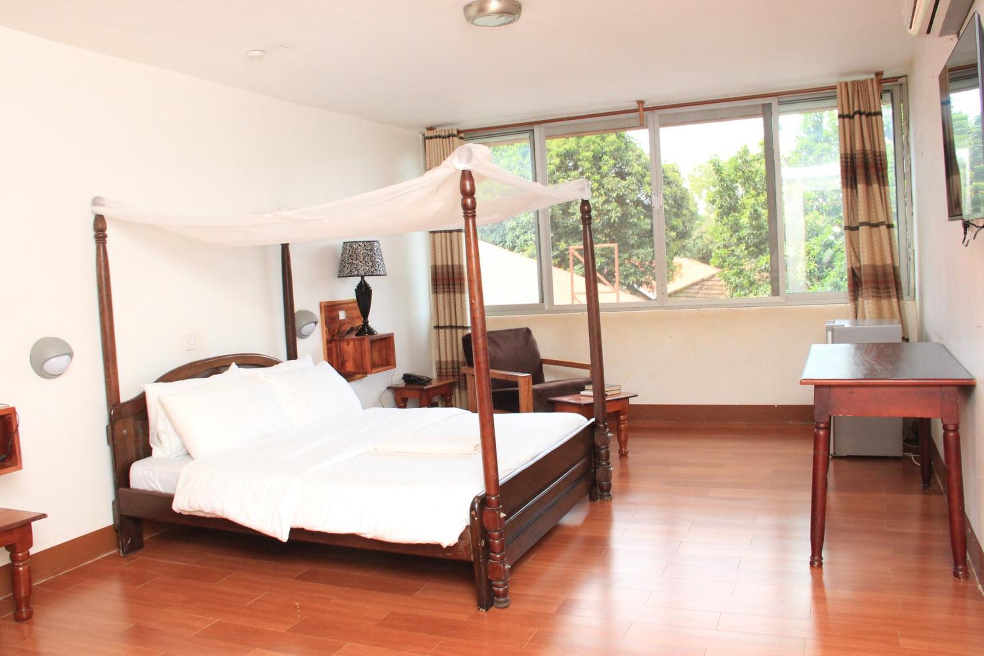 Entebbe Flights Motel Экстерьер фото