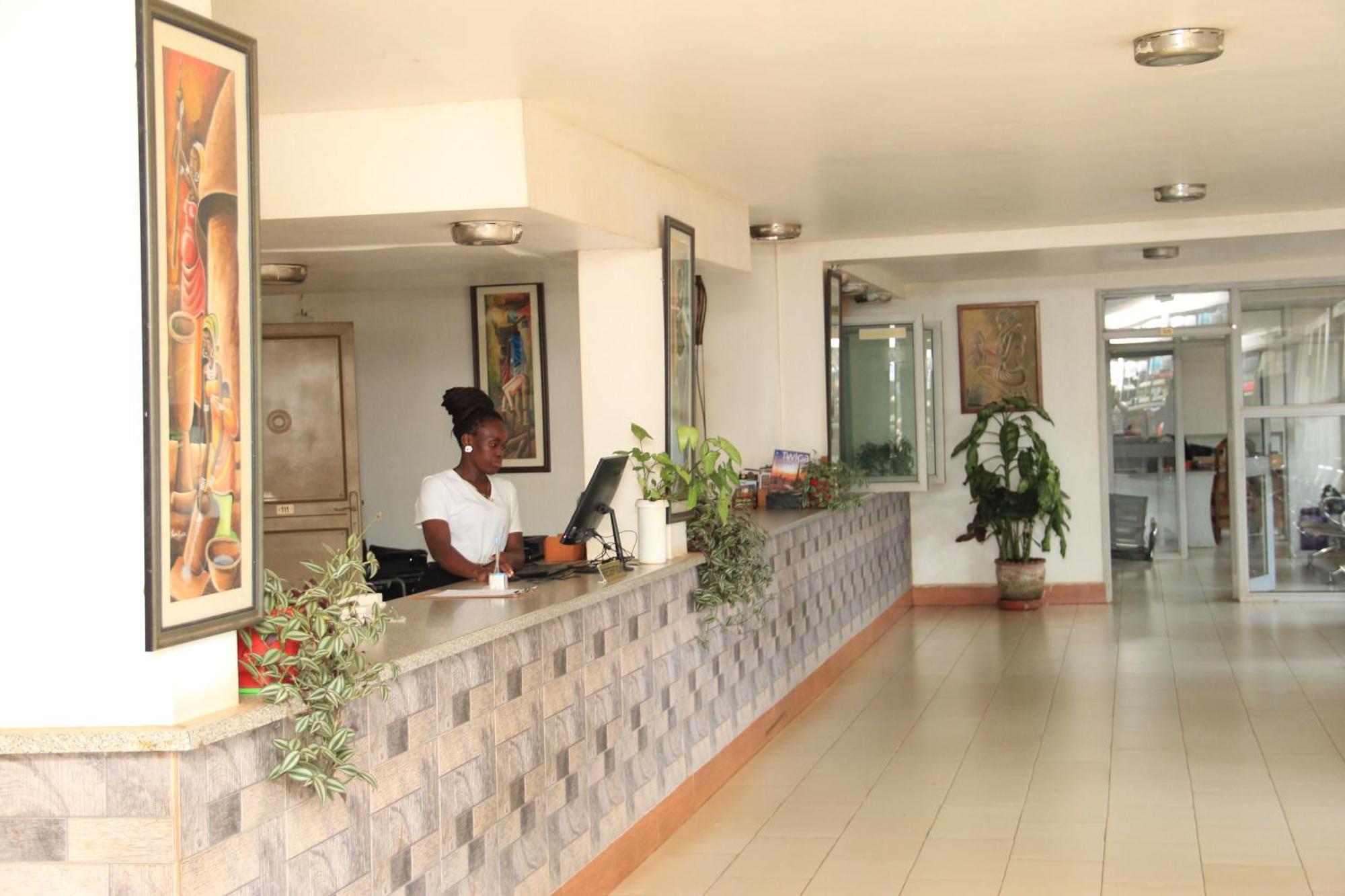 Entebbe Flights Motel Экстерьер фото