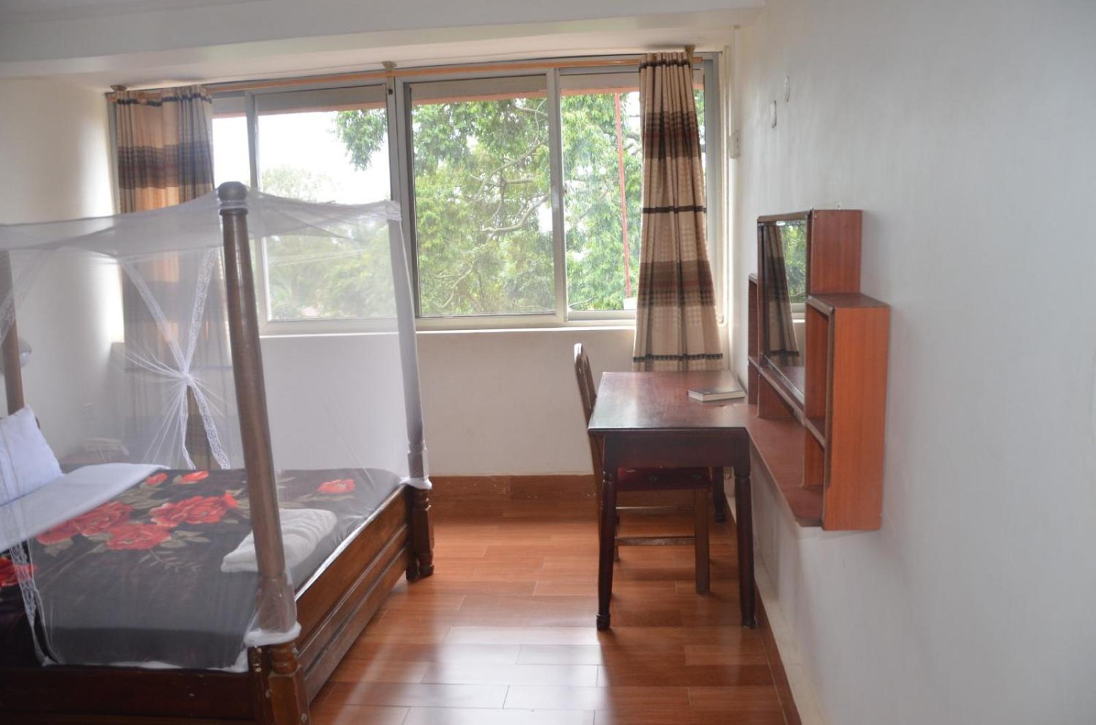 Entebbe Flights Motel Экстерьер фото