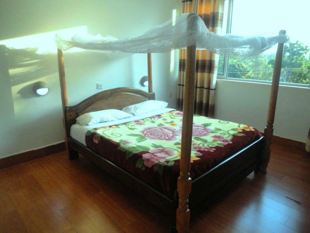 Entebbe Flights Motel Экстерьер фото